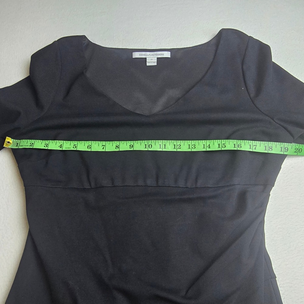Diane von Furstenberg -744 Bevin Black Ruched V-Neck Sheath Dress Size 14 - Picture 7 of 11